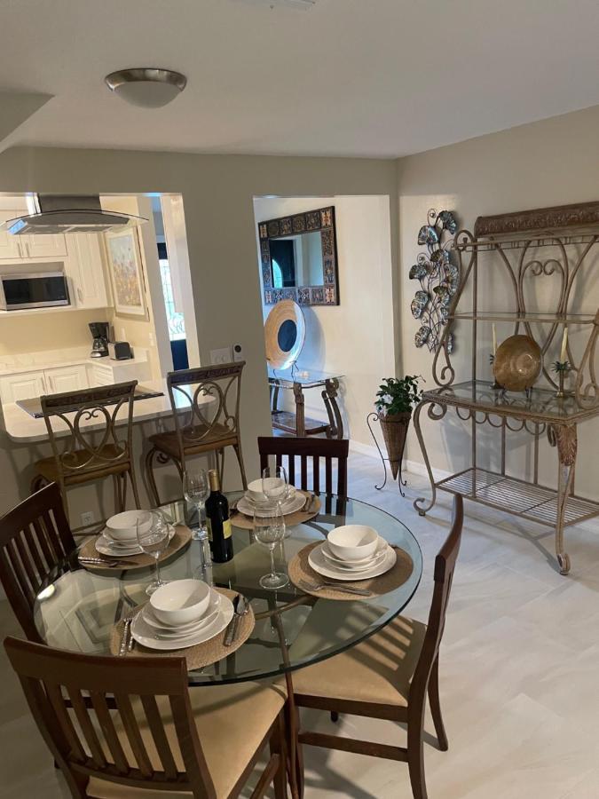 Coastal Townhome In Jupiter 1 Mile To Beach! Екстер'єр фото